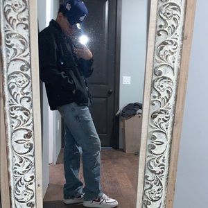 Meet your Posher, Lorival